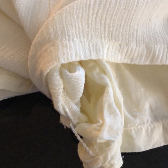 Pins And Needles Cold Shoulder Long Sleeve Boho Style Romper Size XS - Picture 7 of 8